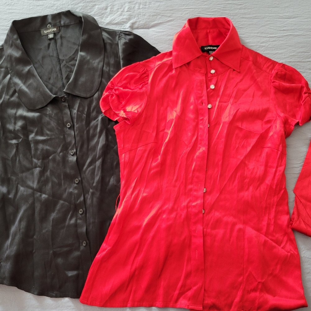 Bebe Black & Red Sulk Button Tops Medium